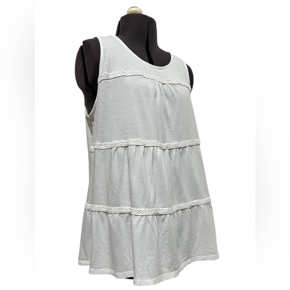 Lauren Conrad Summertime Lightweight Sleeveless Tank Size M - Picture 2 of 7